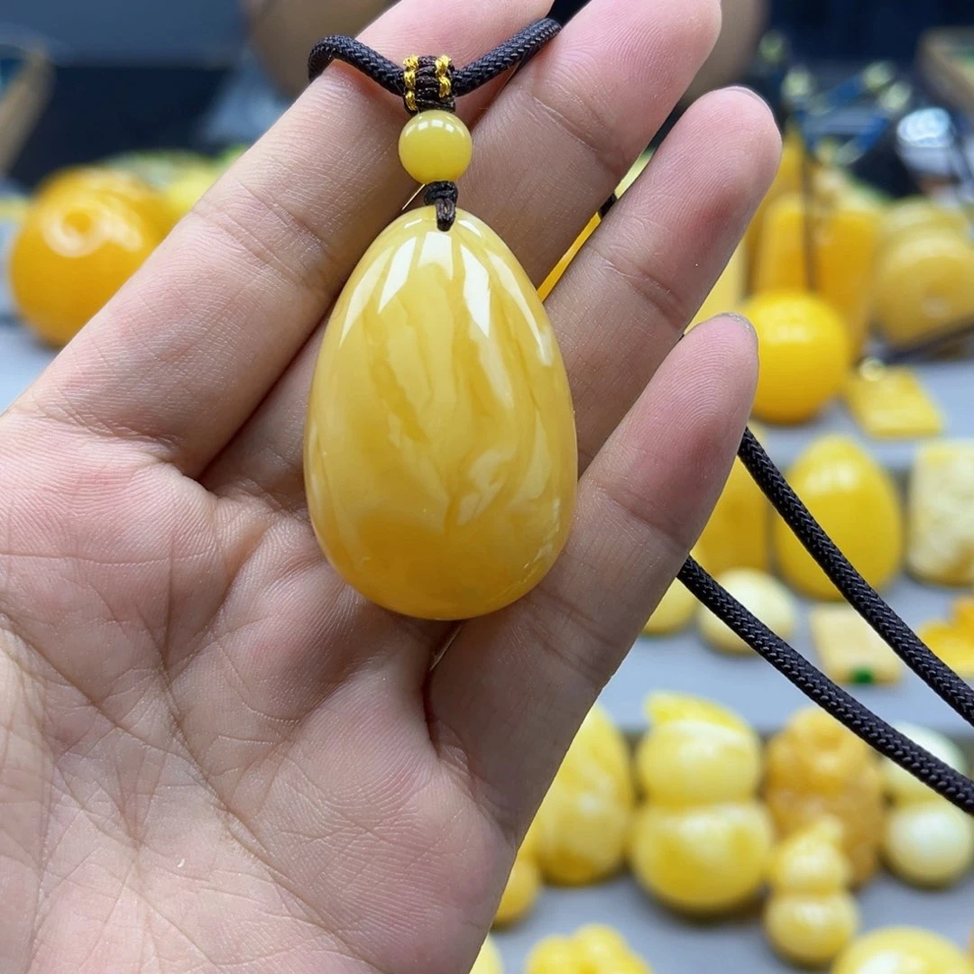 未镶嵌蜜蜡珠宝奇石