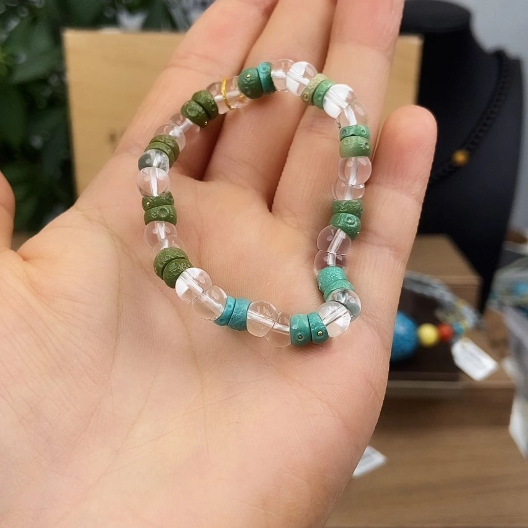 未镶嵌绿松石珠宝奇石