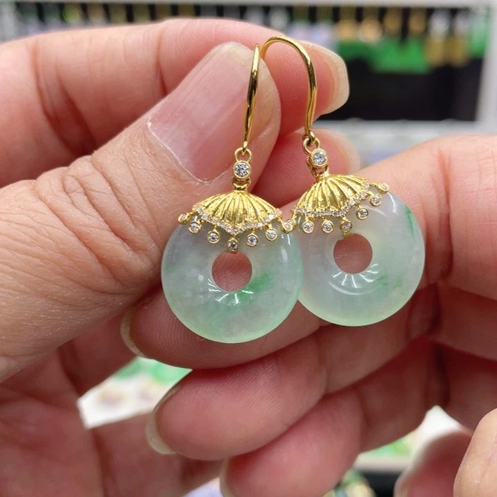 翡翠18K金镶嵌耳饰