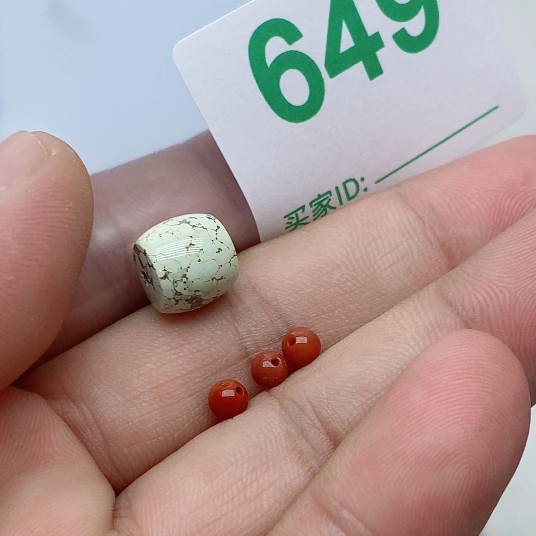 未镶嵌南红玛瑙珠宝奇石