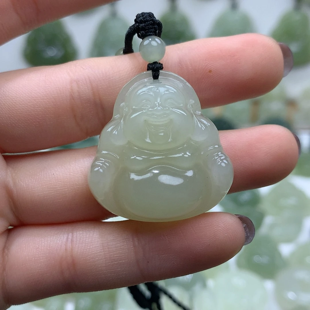 【闪购商品】颈饰未镶嵌和田玉