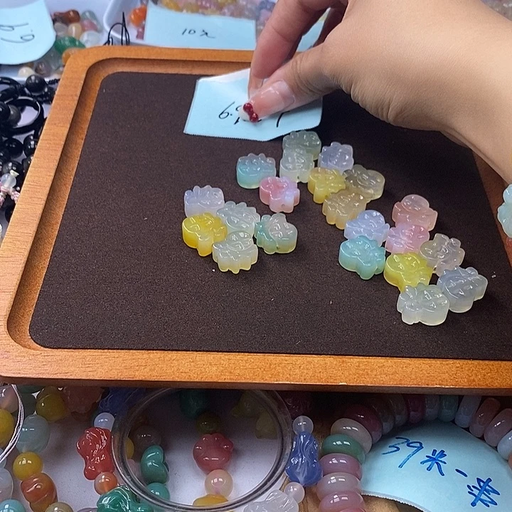 玛瑙/玉髓雕刻件未镶嵌B****o