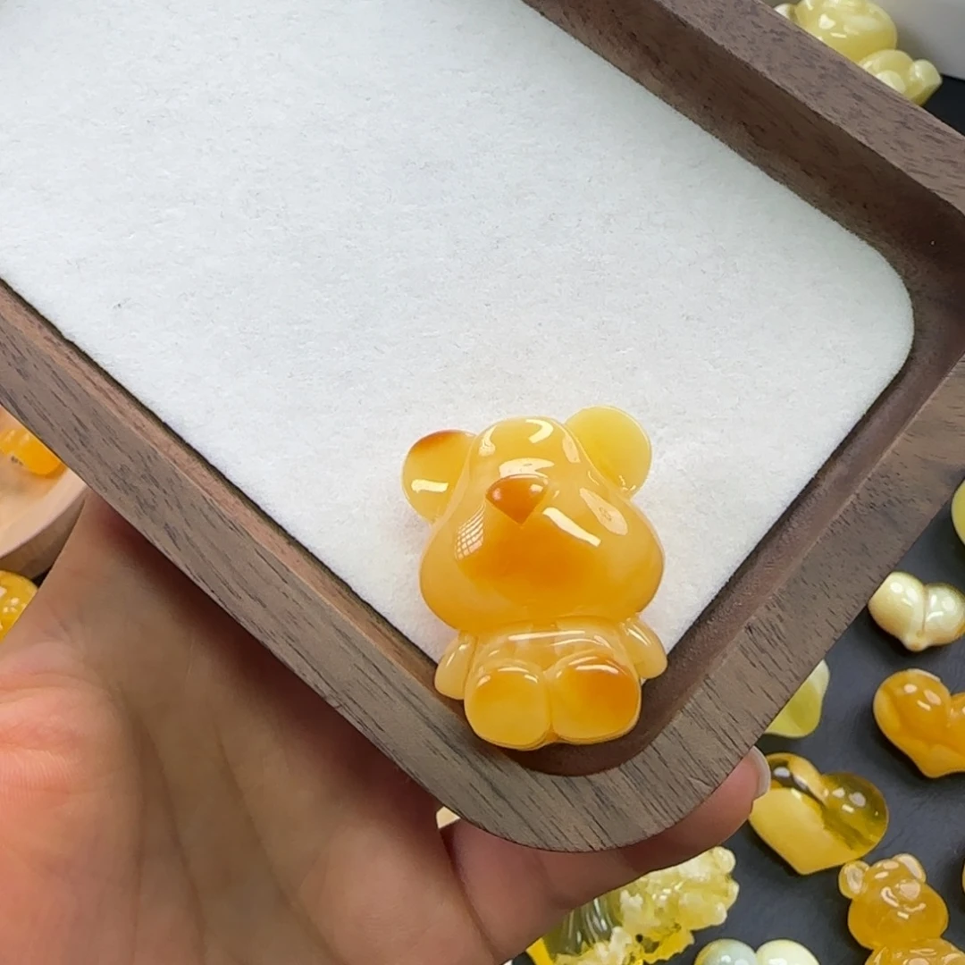 琥珀未镶嵌珠宝奇石