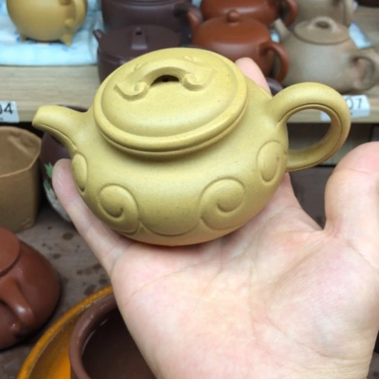 茶壶紫砂黄段泥仿古如意180豪升左右