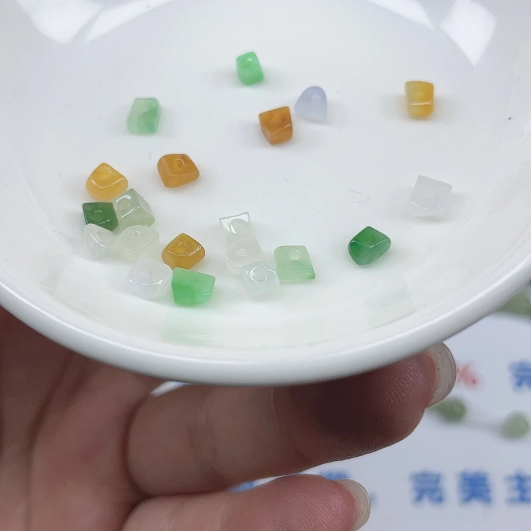 翡翠散珠翡翠碎石20颗