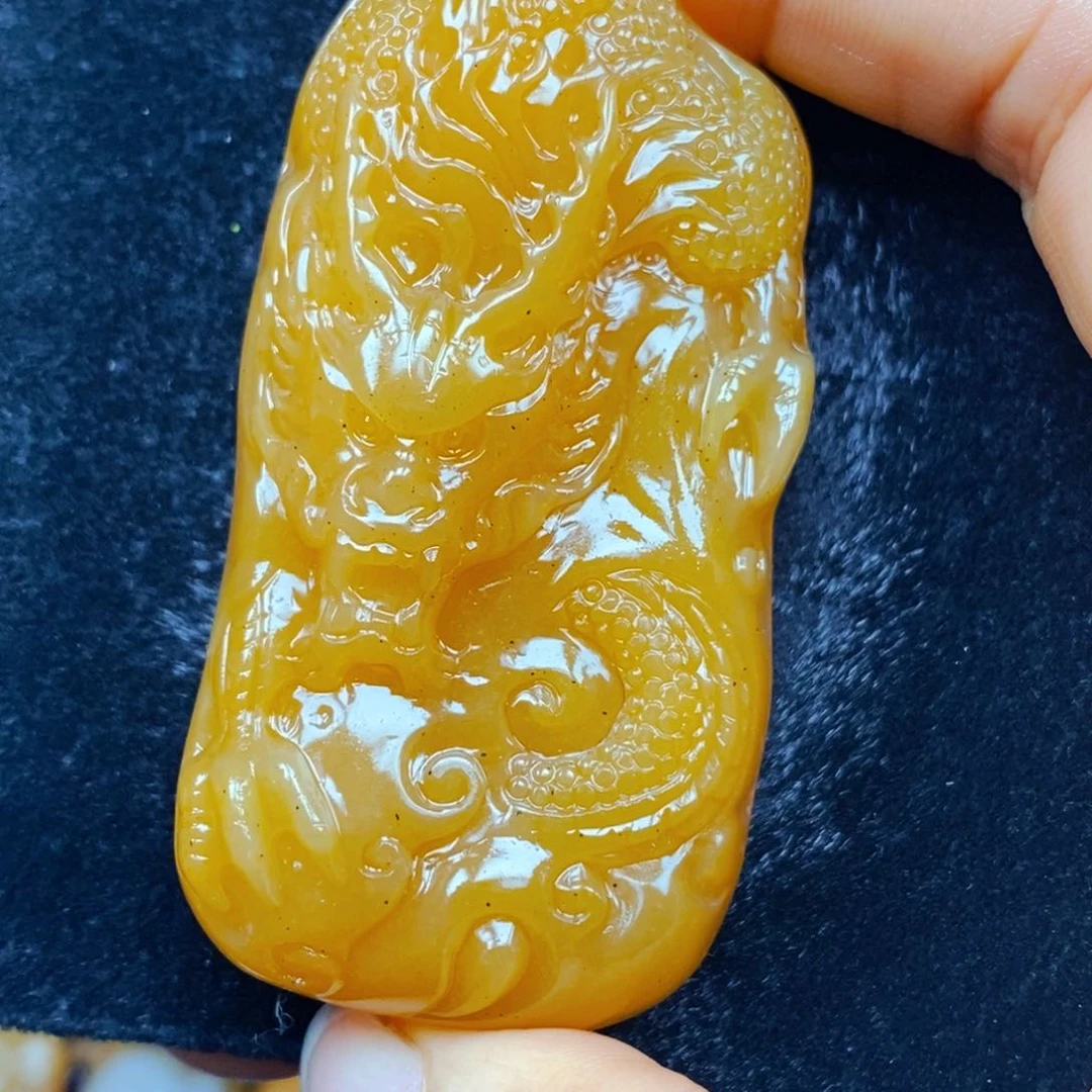 颈饰未镶嵌石英岩玉