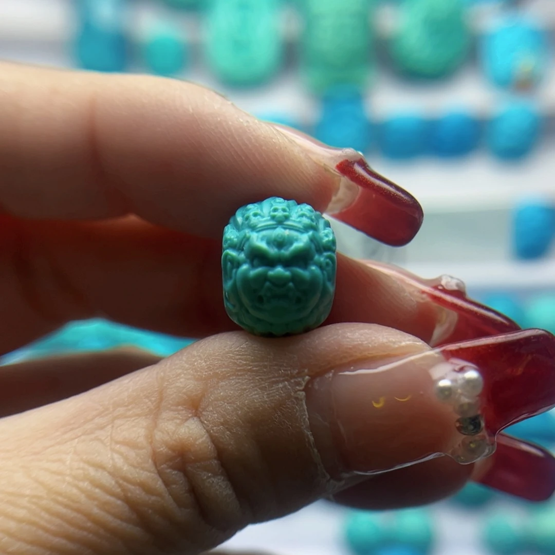 绿松石雕刻未镶嵌
