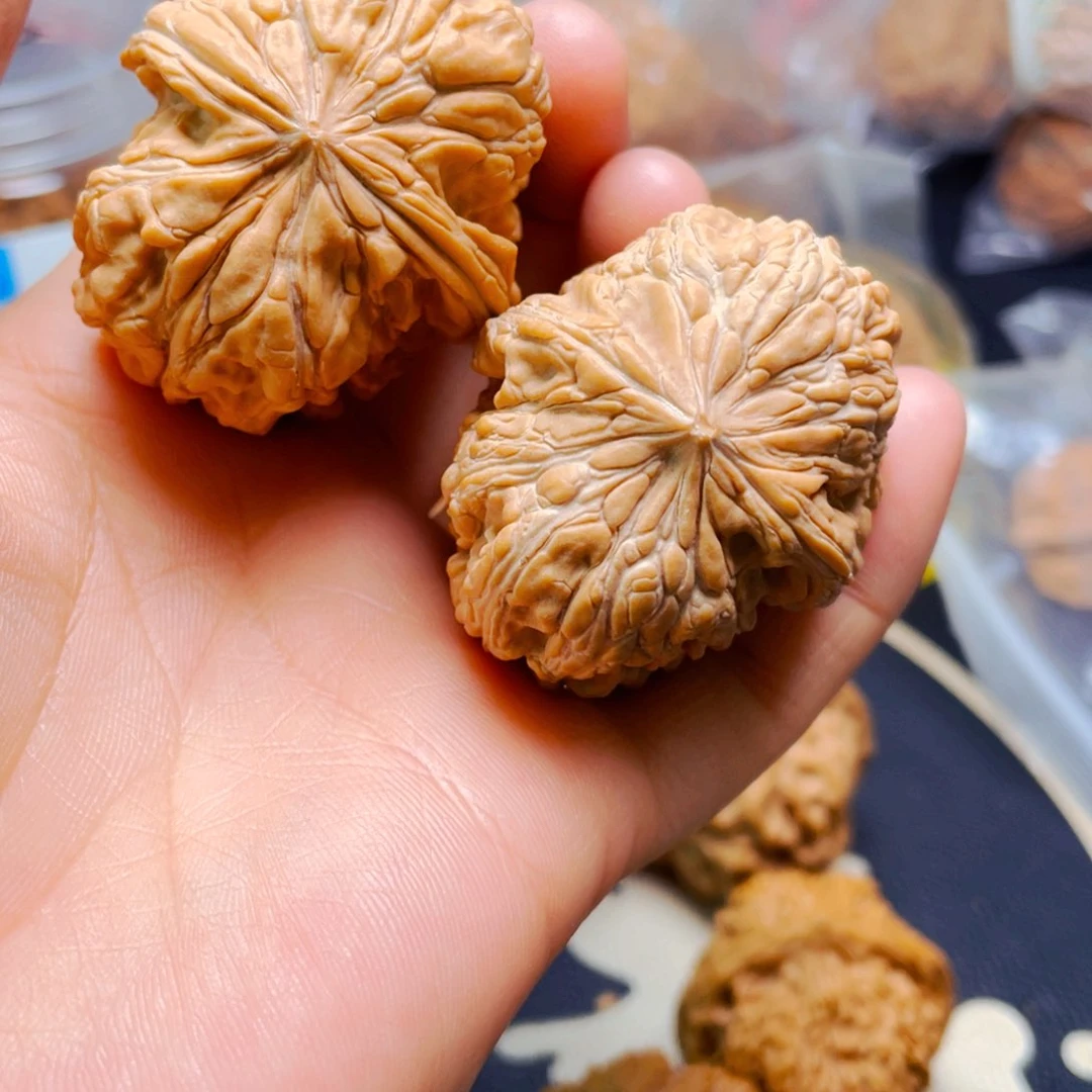 文玩核桃吊坠闷墩子