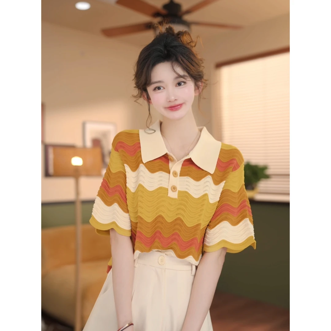 余紫绮【欢庆夏日】新款复古撞色波浪polo领针织衫女Z0525101
