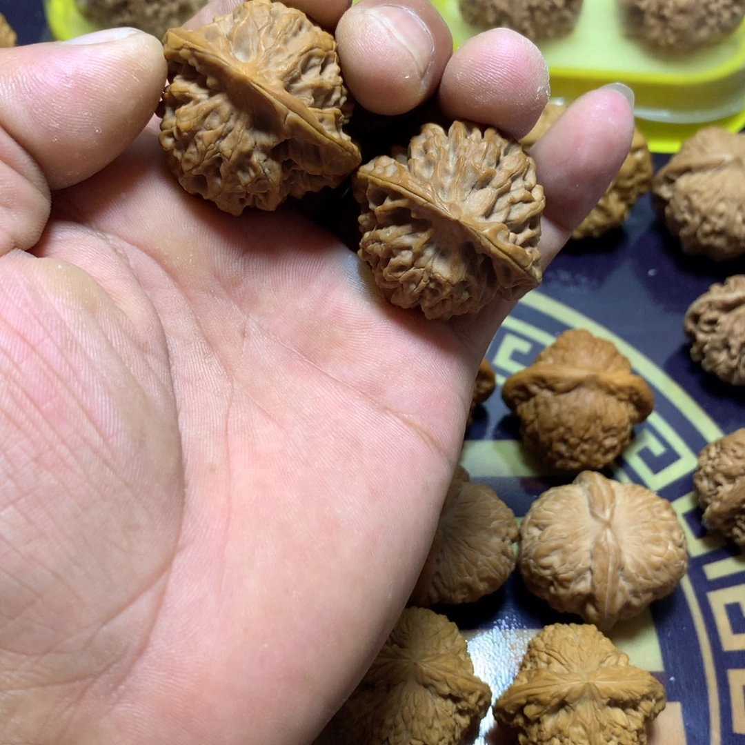 吊坠文玩核桃秦闷38