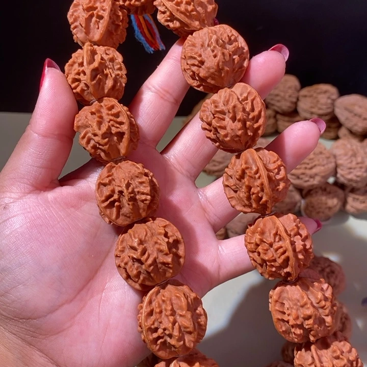 手串文玩核桃……12