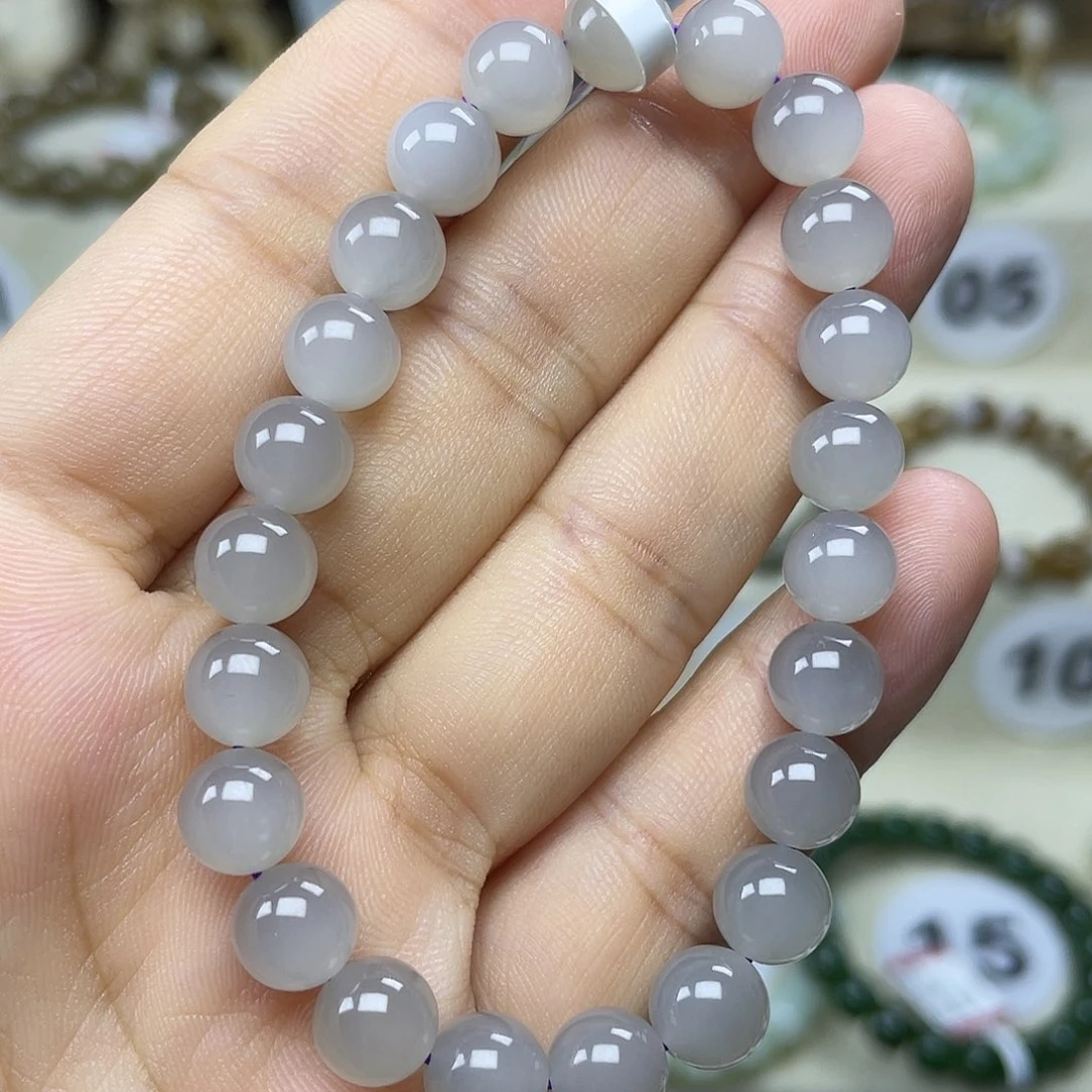 和田玉未镶嵌手串烟紫卡8微猫