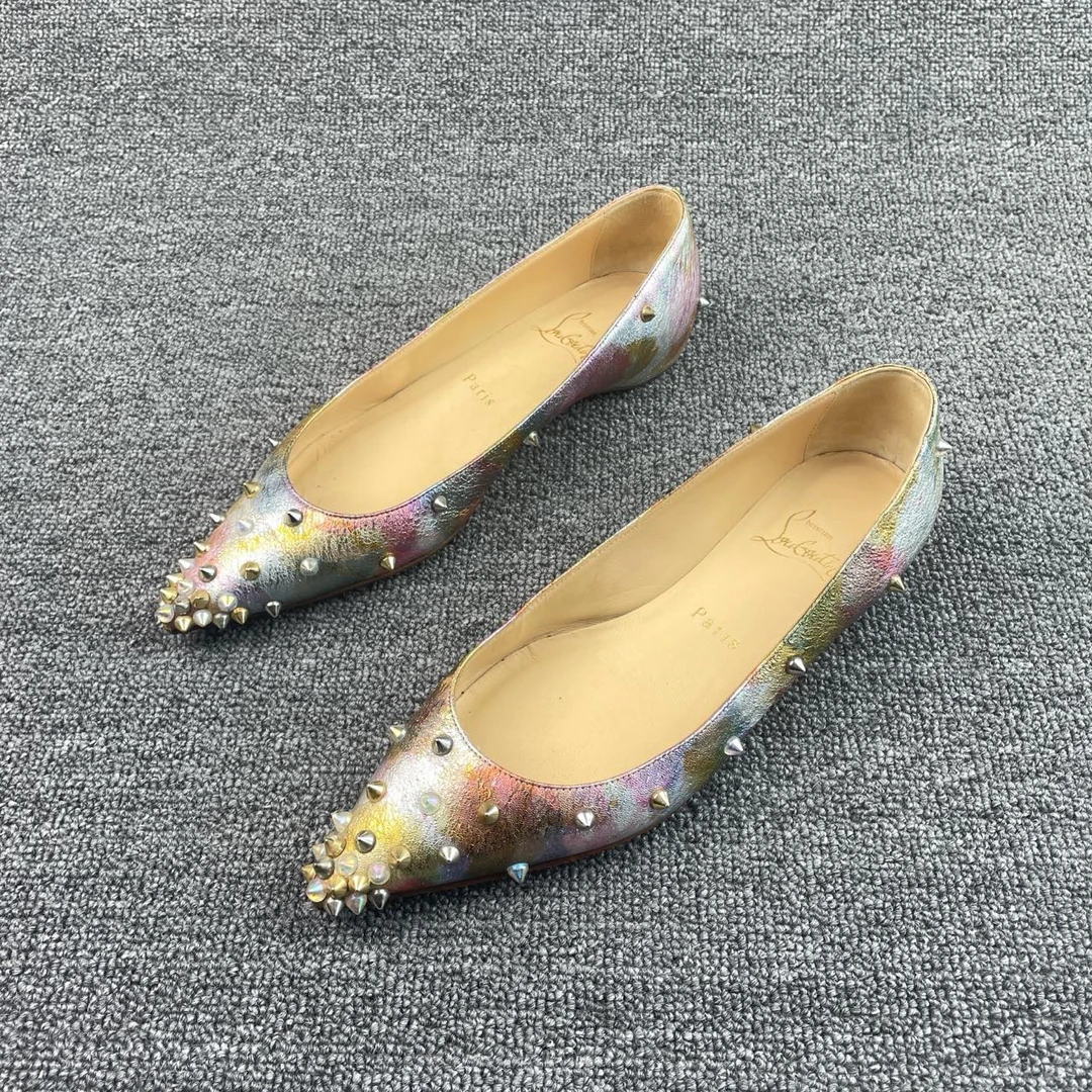 95新 Christian Louboutin/克里斯提·鲁布托 铆钉炫彩平底鞋 36码