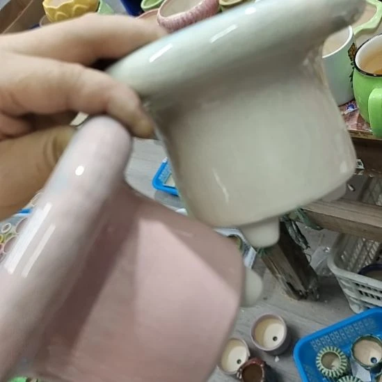 微瑕陶瓷盆满12包邮