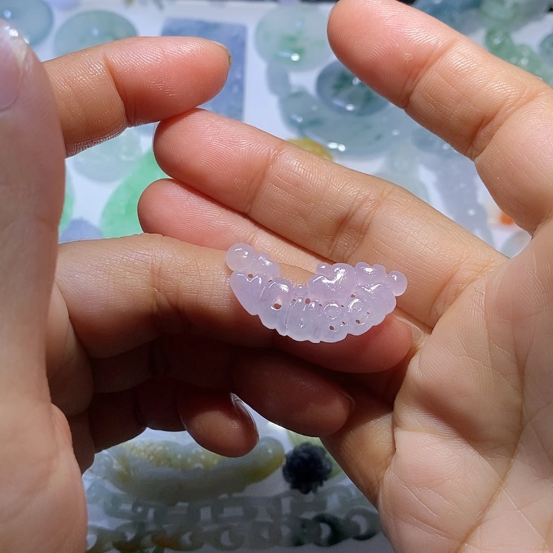 定制翡翠未镶嵌吊坠