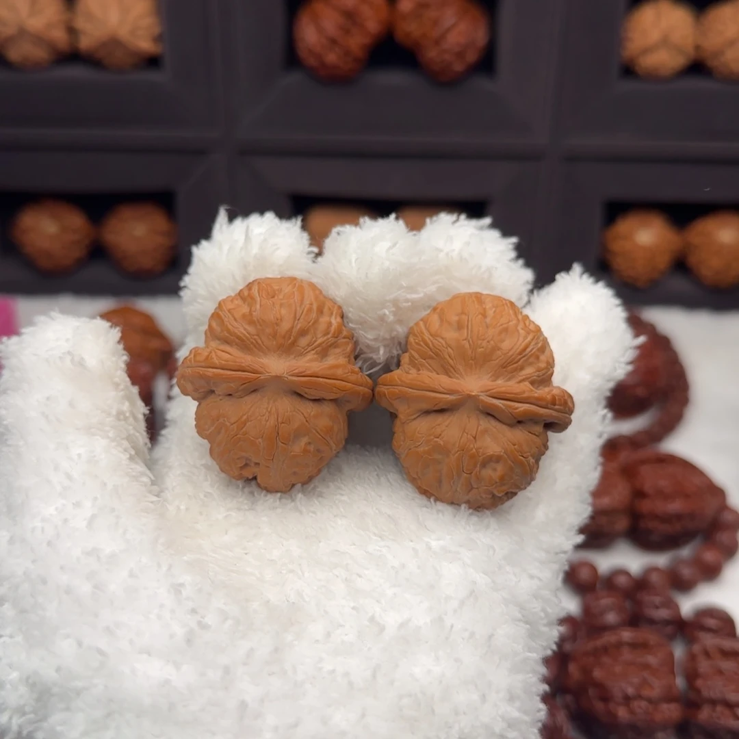 吊坠文玩核桃44元宝