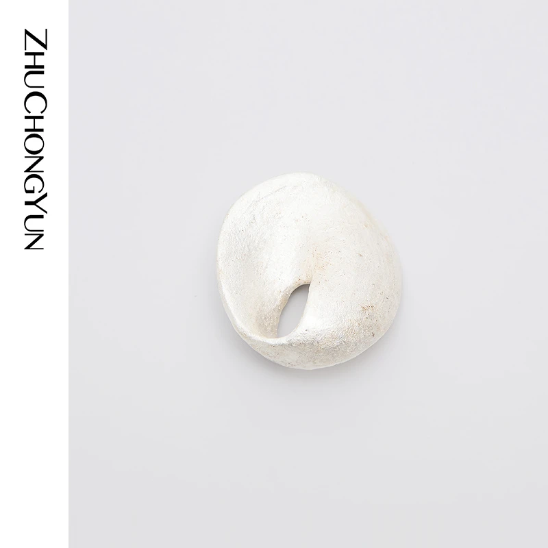 铜树脂胸针 ZHUCHONGYUN2025冬回型银箔胸针手工贴箔C2FZ4003D