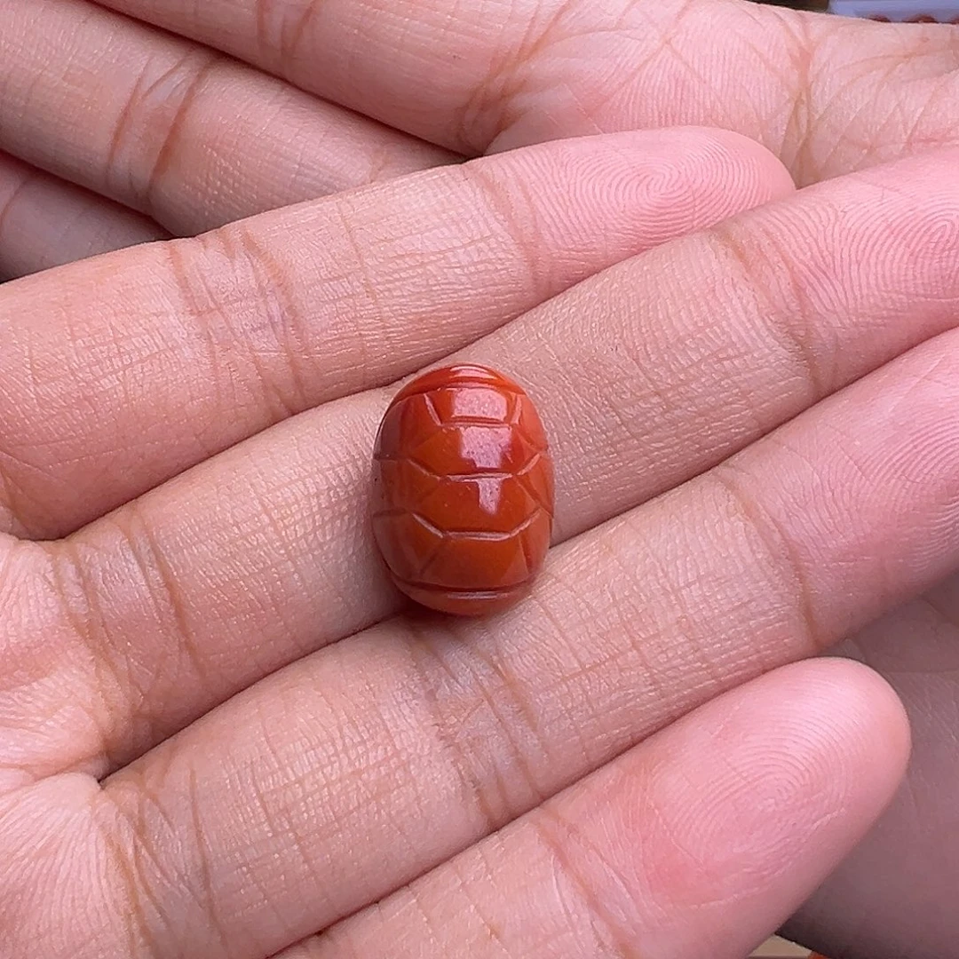 小***满南红玛瑙未镶嵌珠宝奇石