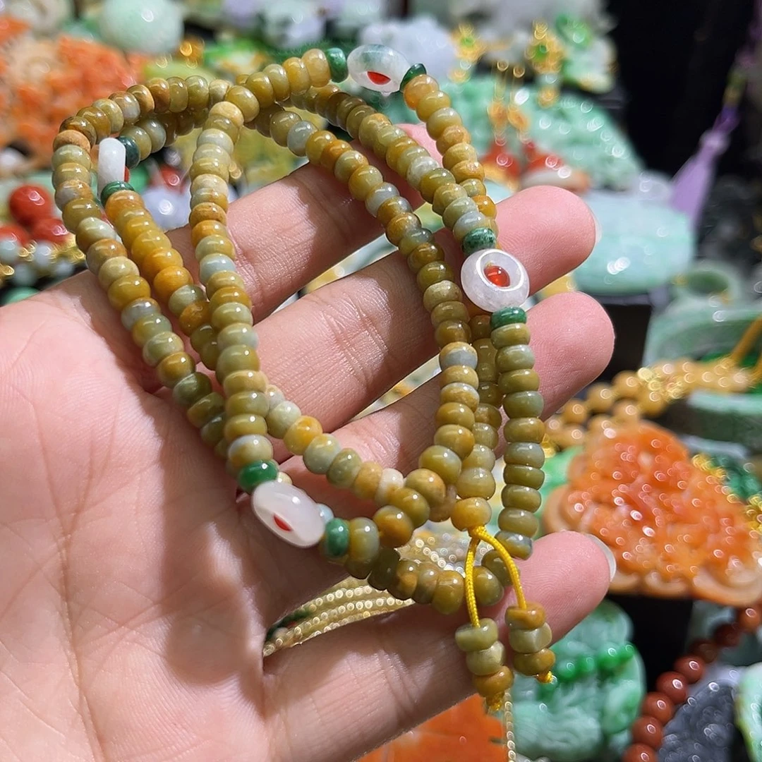 翡翠未镶嵌颈饰待编织