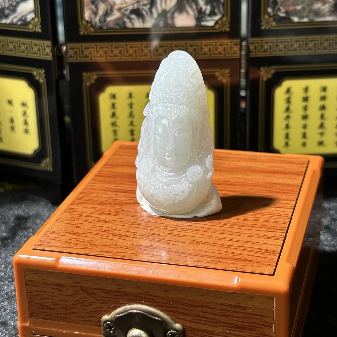 4957-天然翡翠-观音