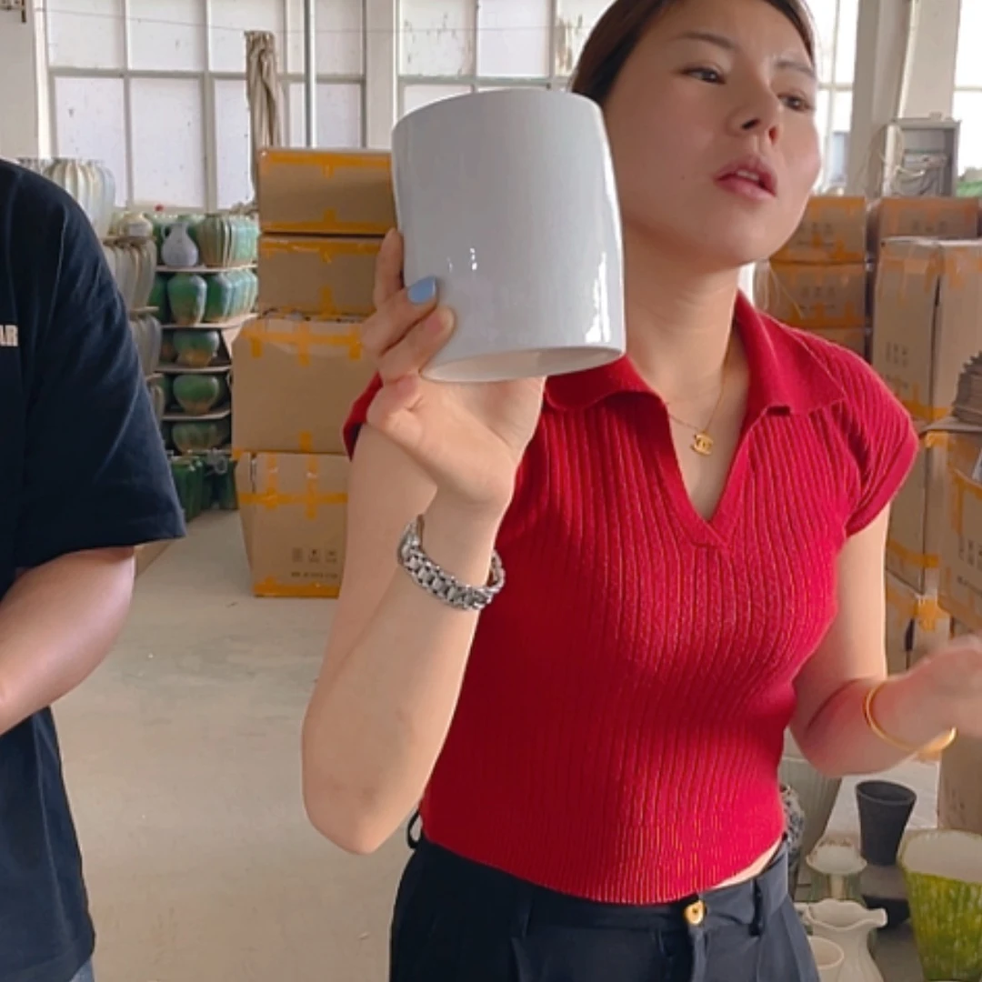 【闪购商品】摆件景德镇市陶瓷笔桶高10口10