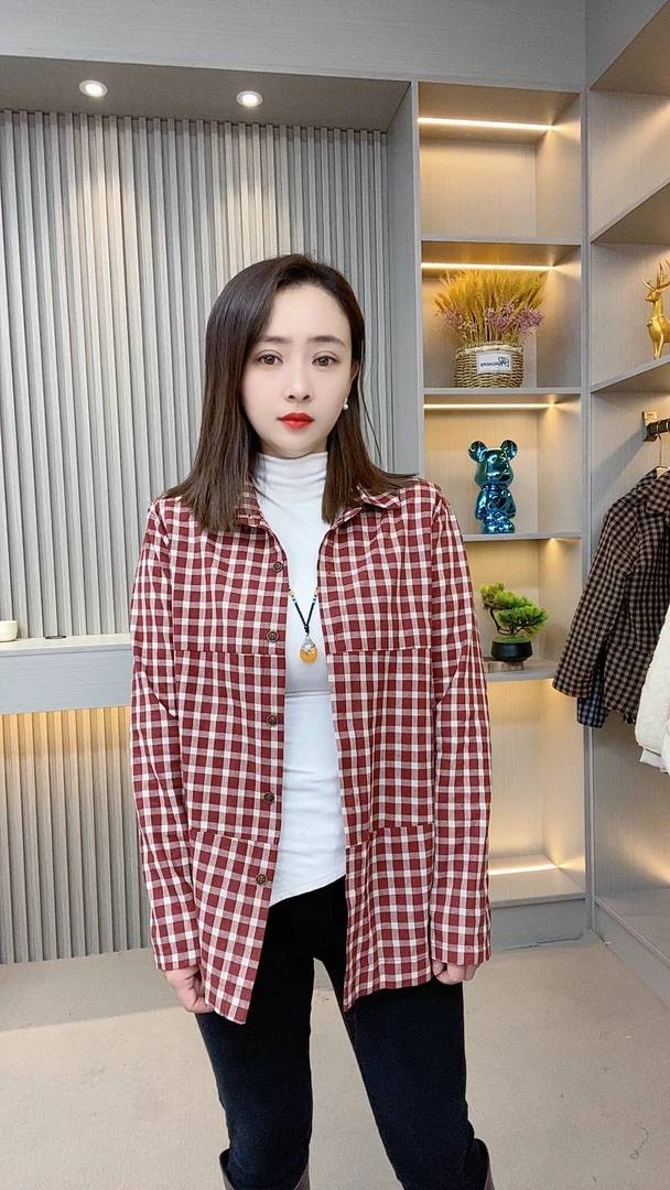 春季新款洋气格子衬衣长袖大码宽松韩版薄外套中老年妈妈装衬衫