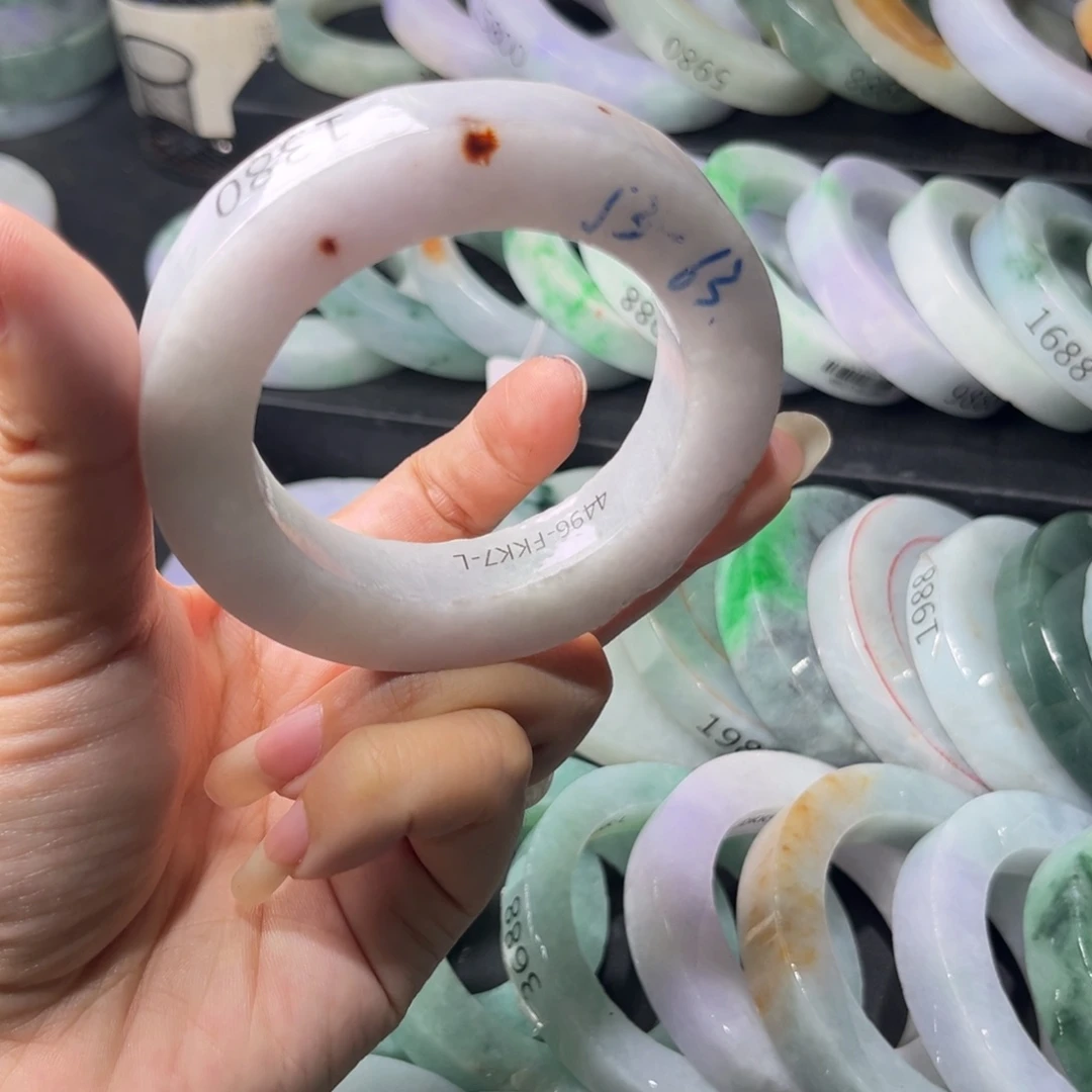 定制翡翠未镶嵌天然翡翠手镯