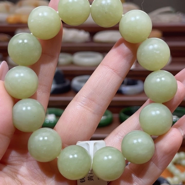 和田玉未镶嵌手串