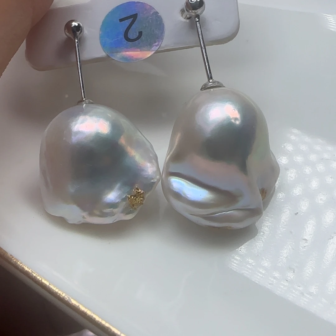 小可爱大巴金箔设计耳钉