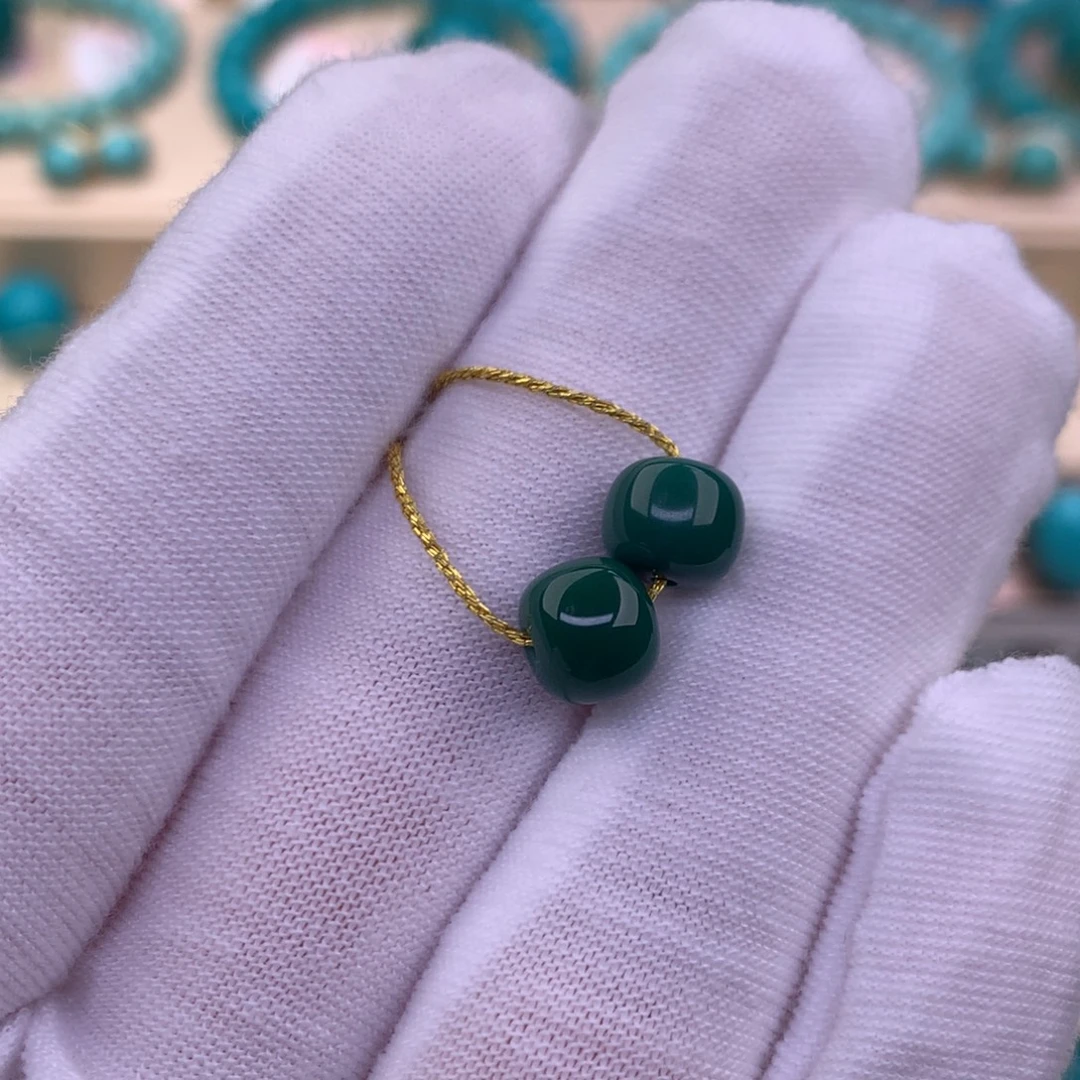 未镶嵌绿松石珠宝奇石