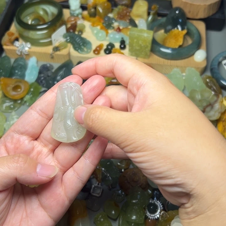 蛇纹石玉未镶嵌手镯 手链 吊坠