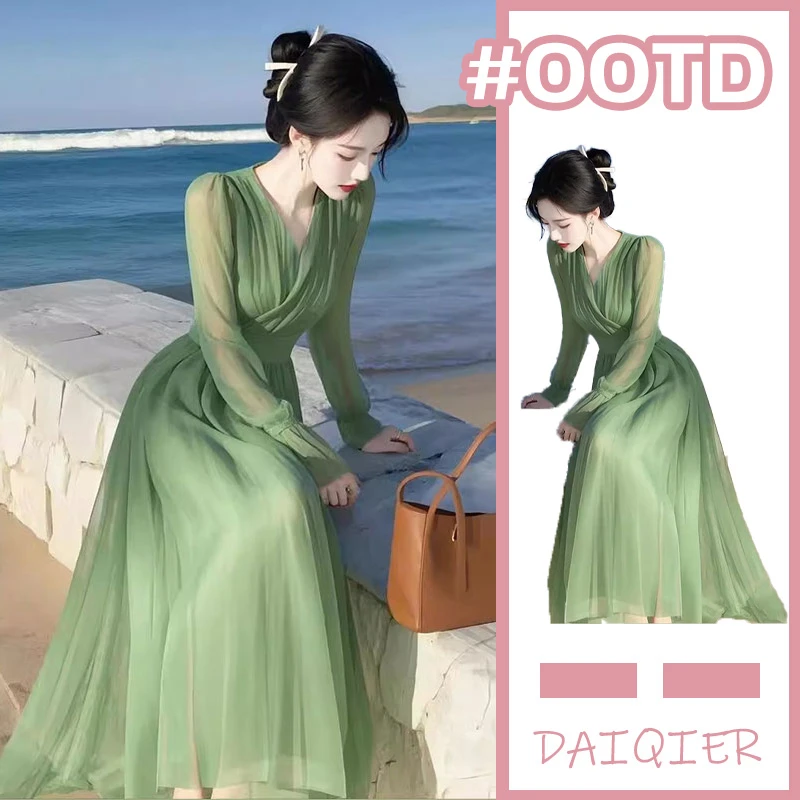 2025春季新款多巴胺绝美裙子法式气质修身海边度假绿色雪纺连衣裙