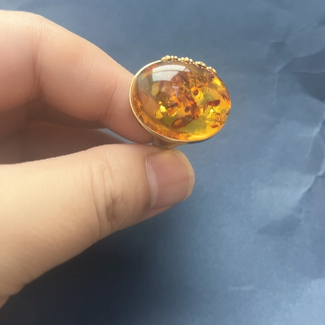 裸石琥珀未镶嵌戒指