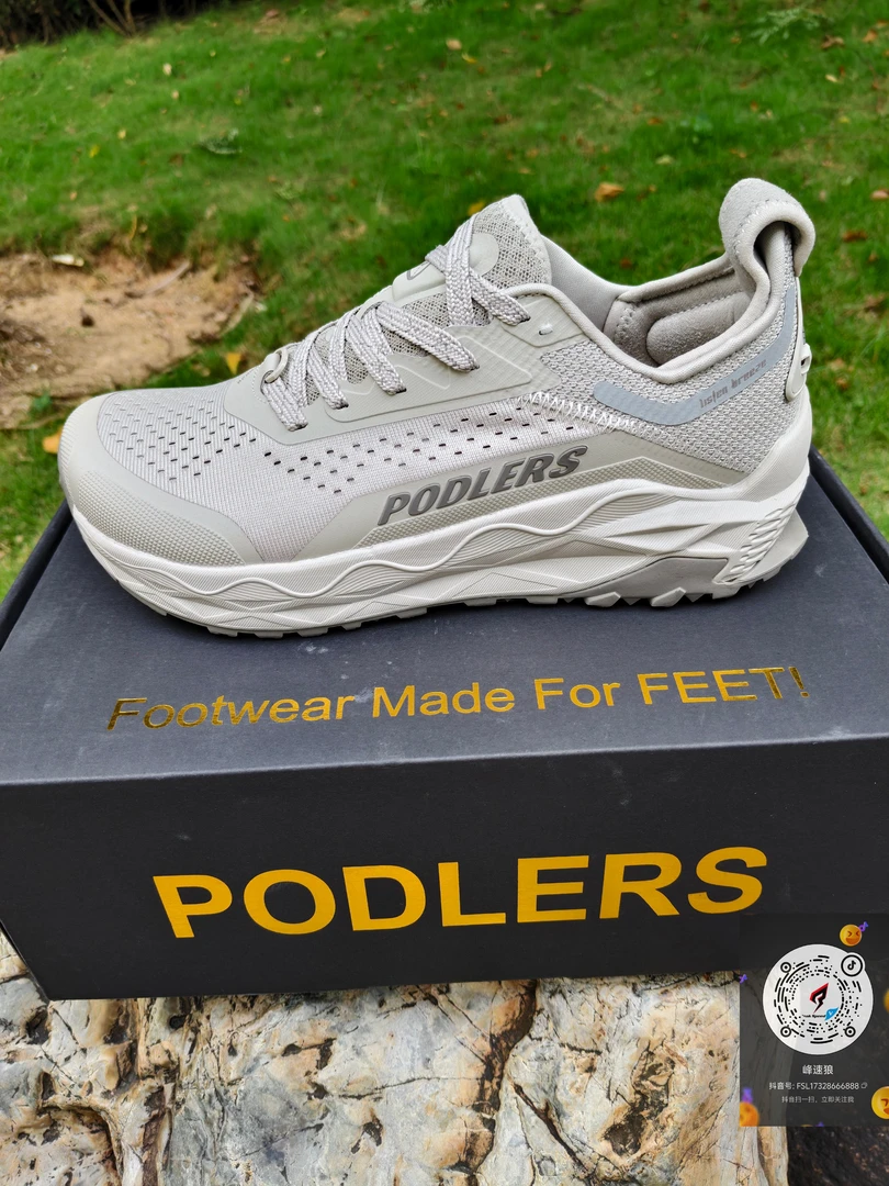 宽楦超轻透气跑步全地形越野跑鞋轻便男女时尚运动鞋户外