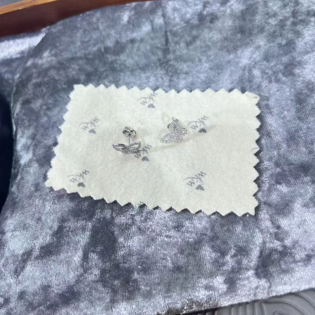 铂金Pt950耳饰  3.25克