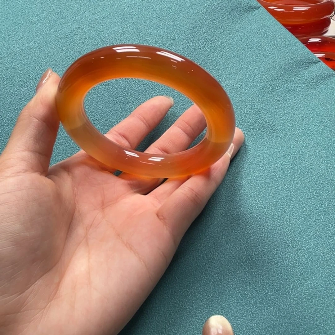 手镯玛瑙/玉髓未镶嵌