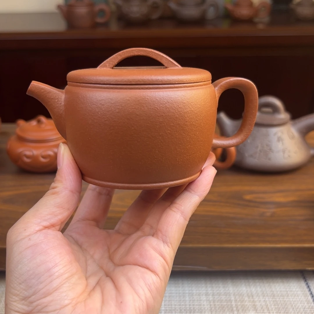 茶壶紫砂红降坡汉瓦半手瑕品200cc