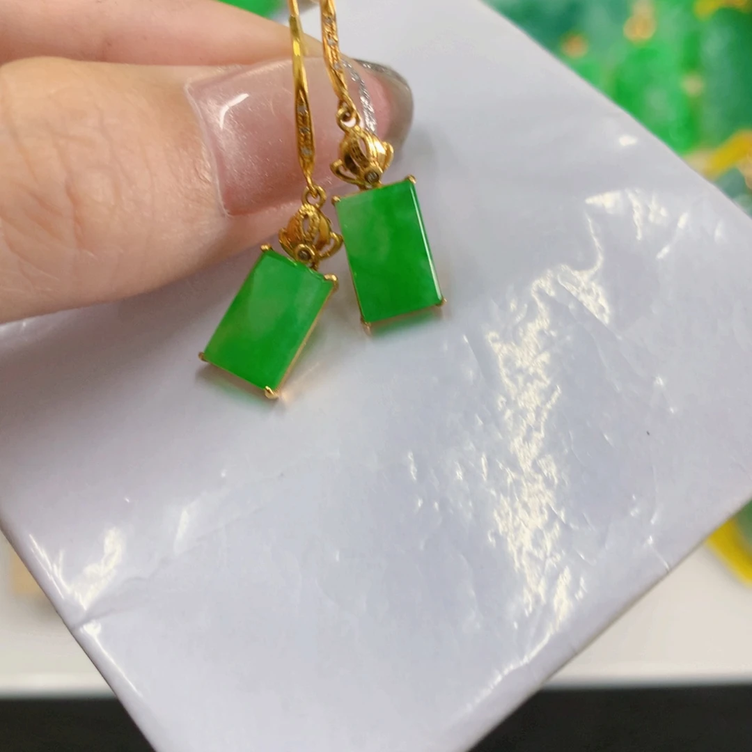 吊坠(不含链)18K金镶嵌翡翠