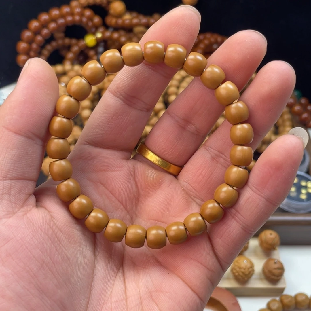 猴头核桃手串小微微瑕8.9哑光直切