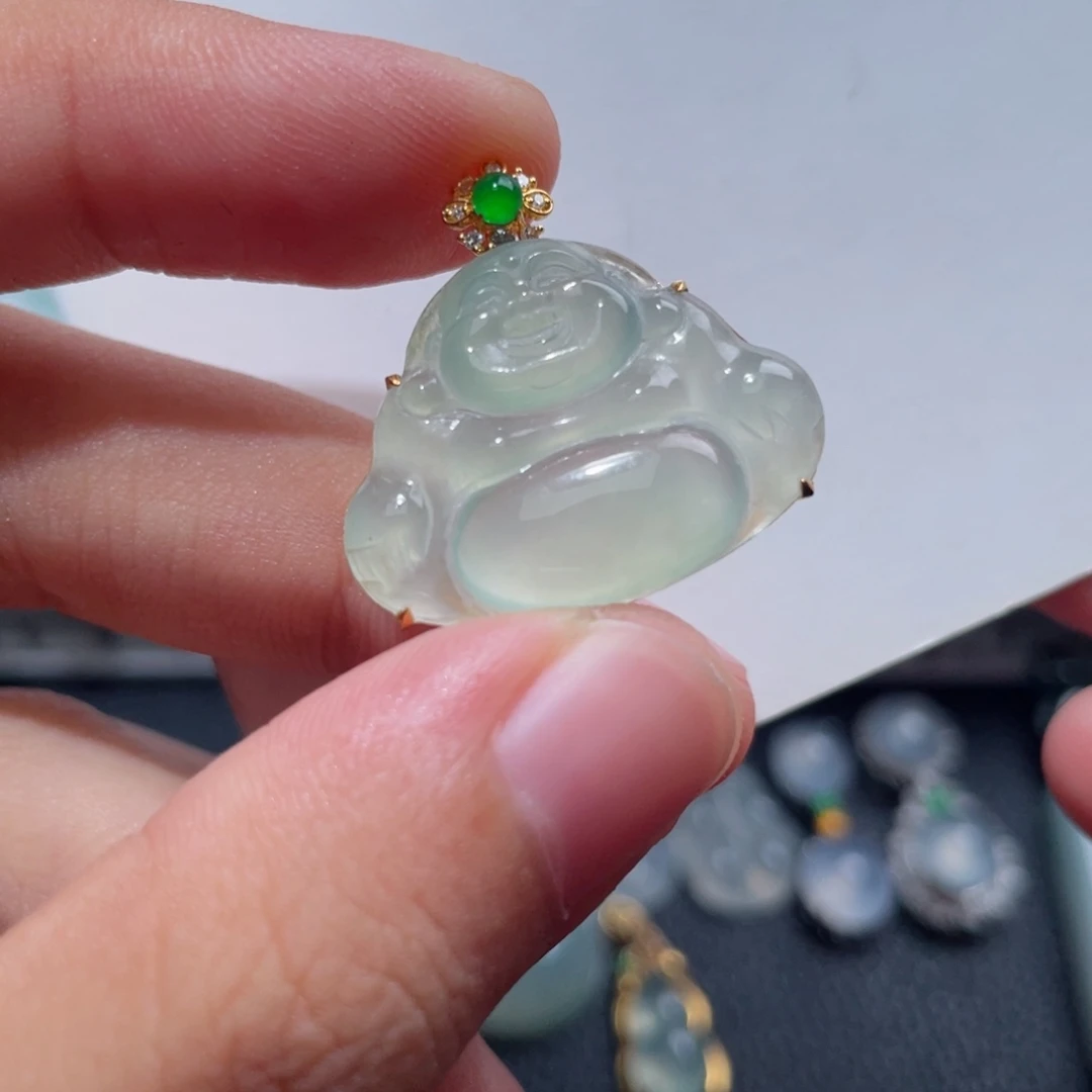 定制翡翠未镶嵌翡翠