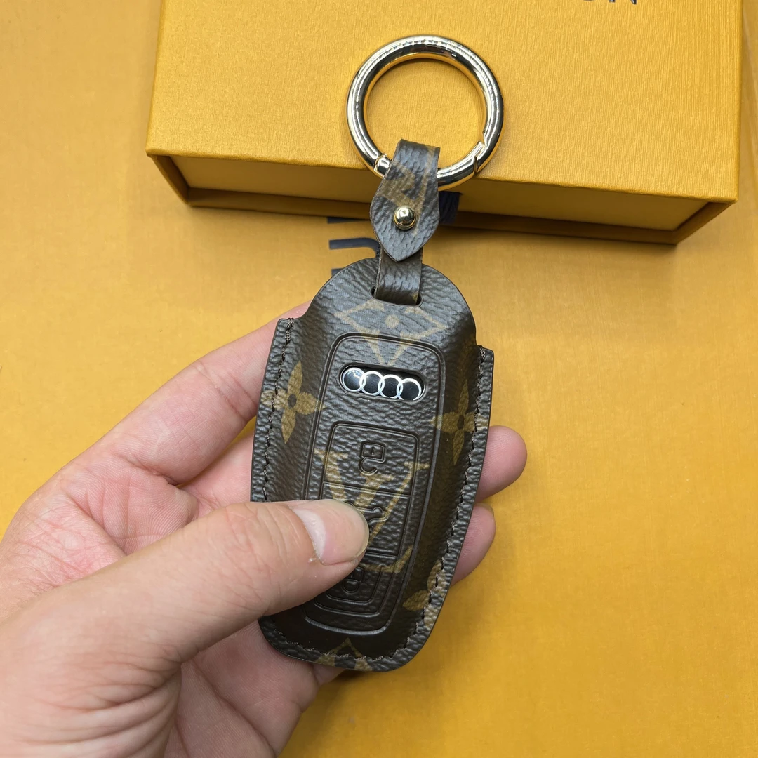 新款奥迪a6l钥匙套a3/q4etron壳a7/q6/a8/q7扣a6/s6/rs包q5适用