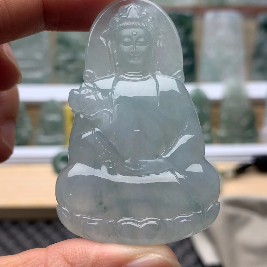 翡翠未镶嵌颈饰素衣