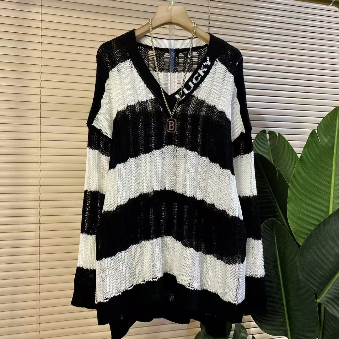 Z胖mm欧货时尚新款V领条纹撞色针织宽松大衫