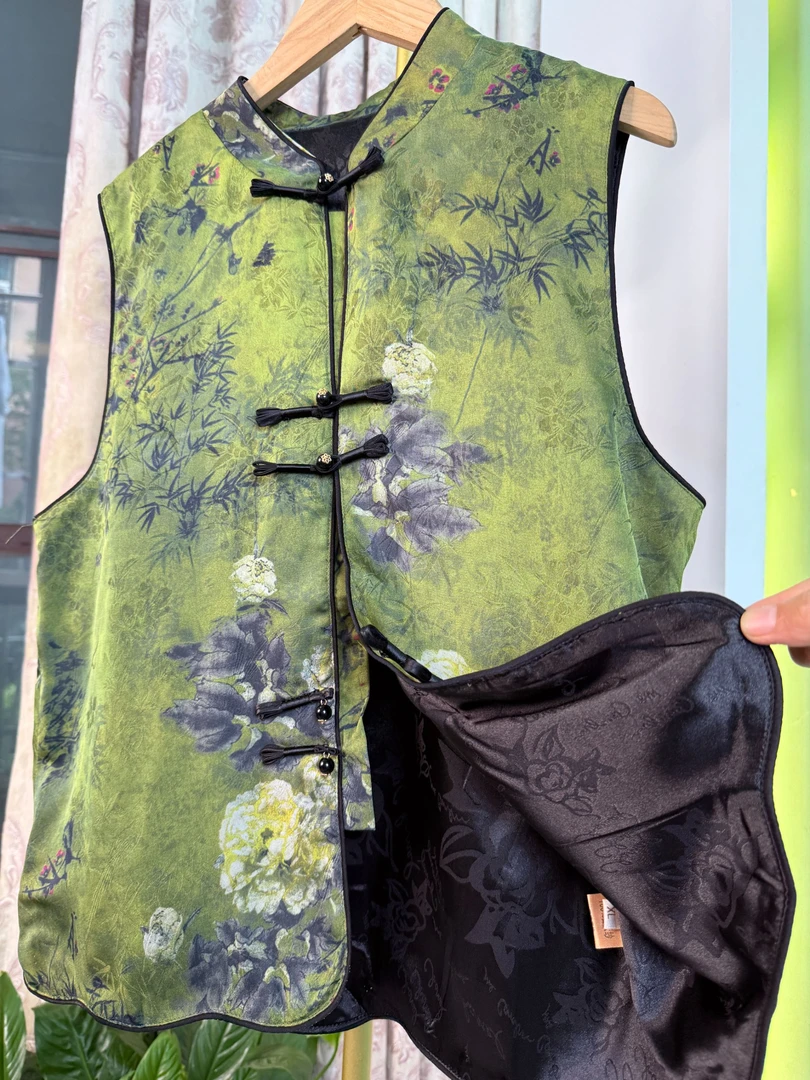 女圆领马夹粉蓝花朵刺绣中式马甲无袖提花上衣斜襟