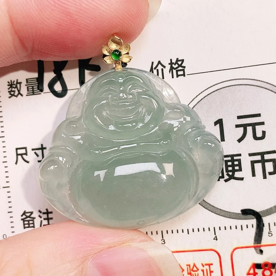 颈饰18K金镶嵌翡翠