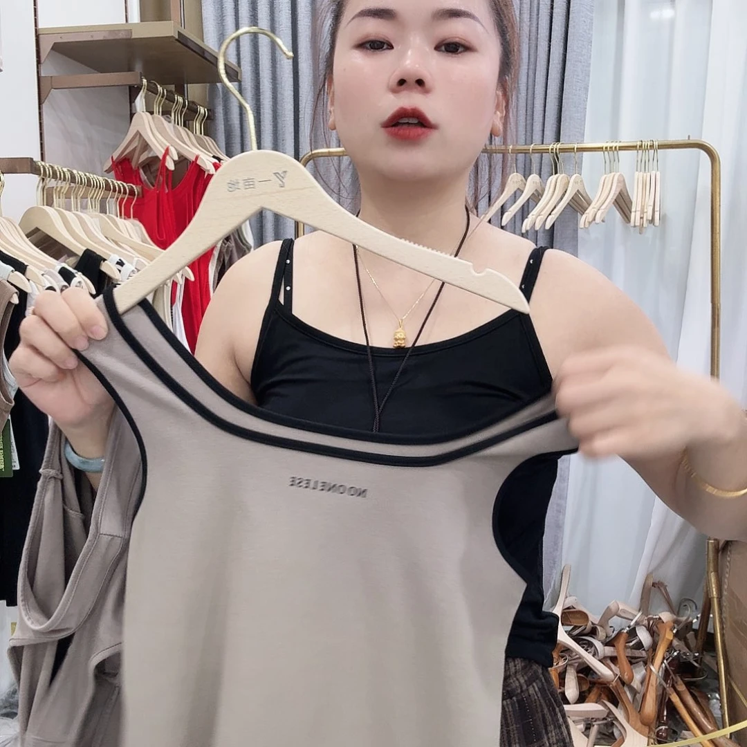 棉3318奶咖色背心一件