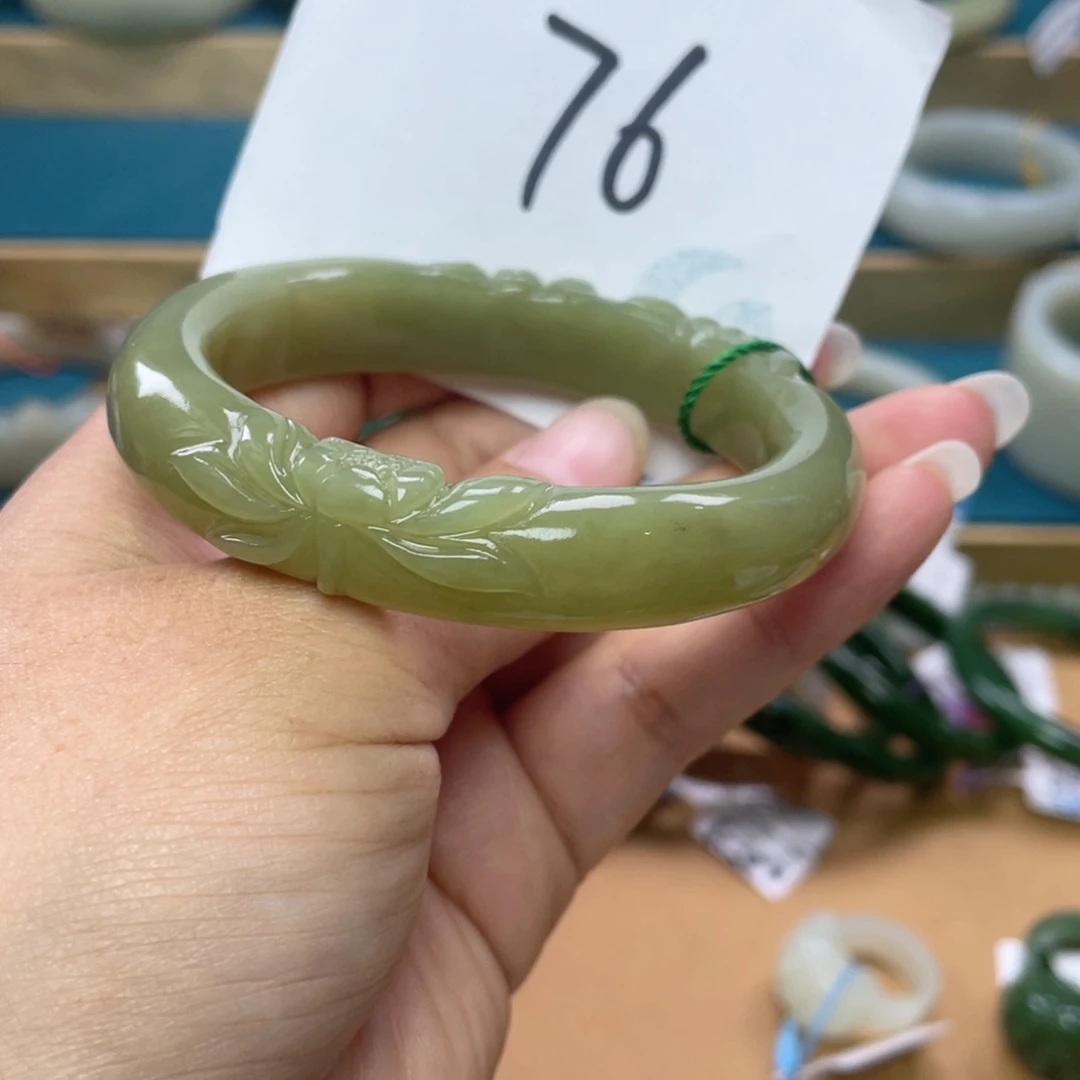 未镶嵌手镯和田玉圈口57