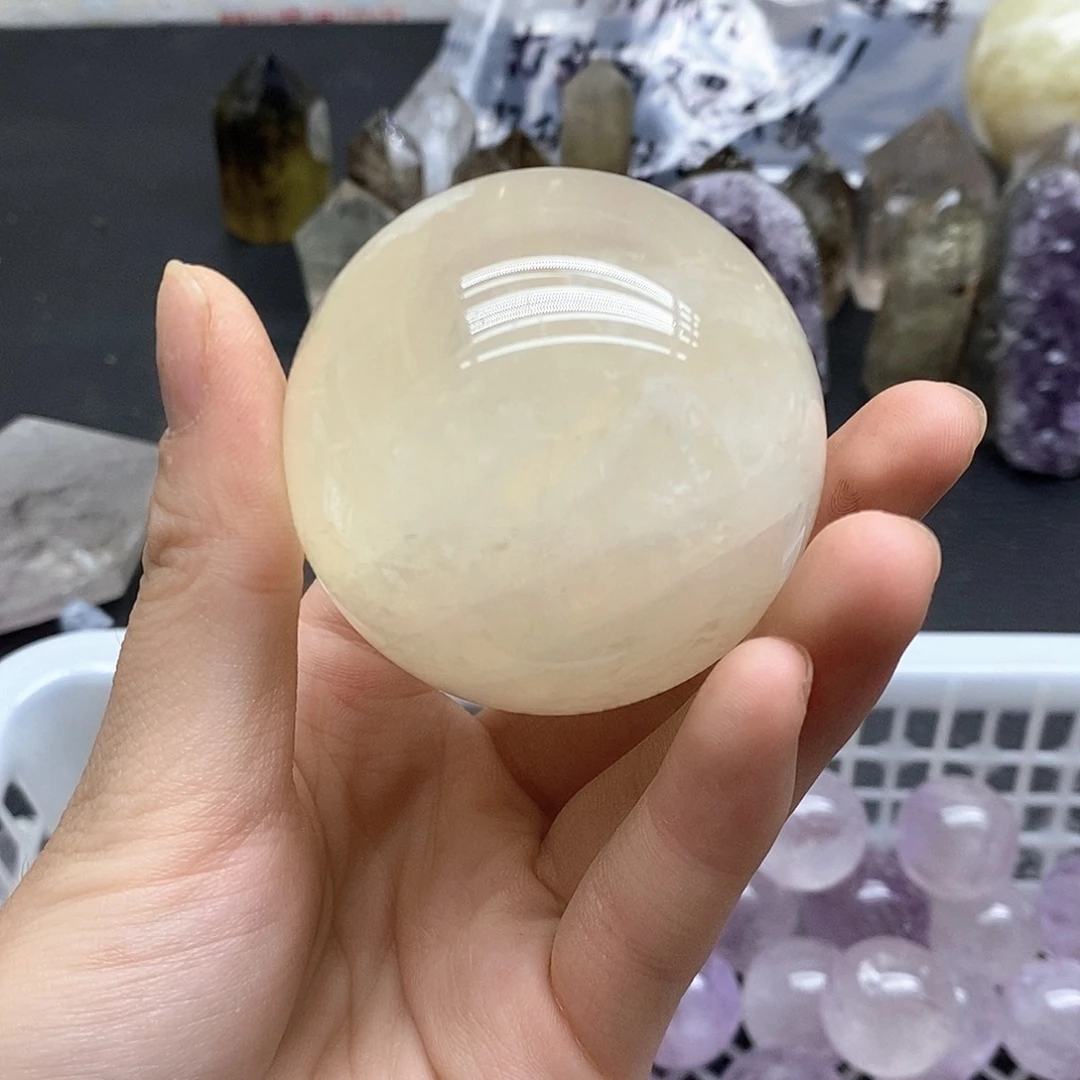 未镶嵌颈饰水晶143
