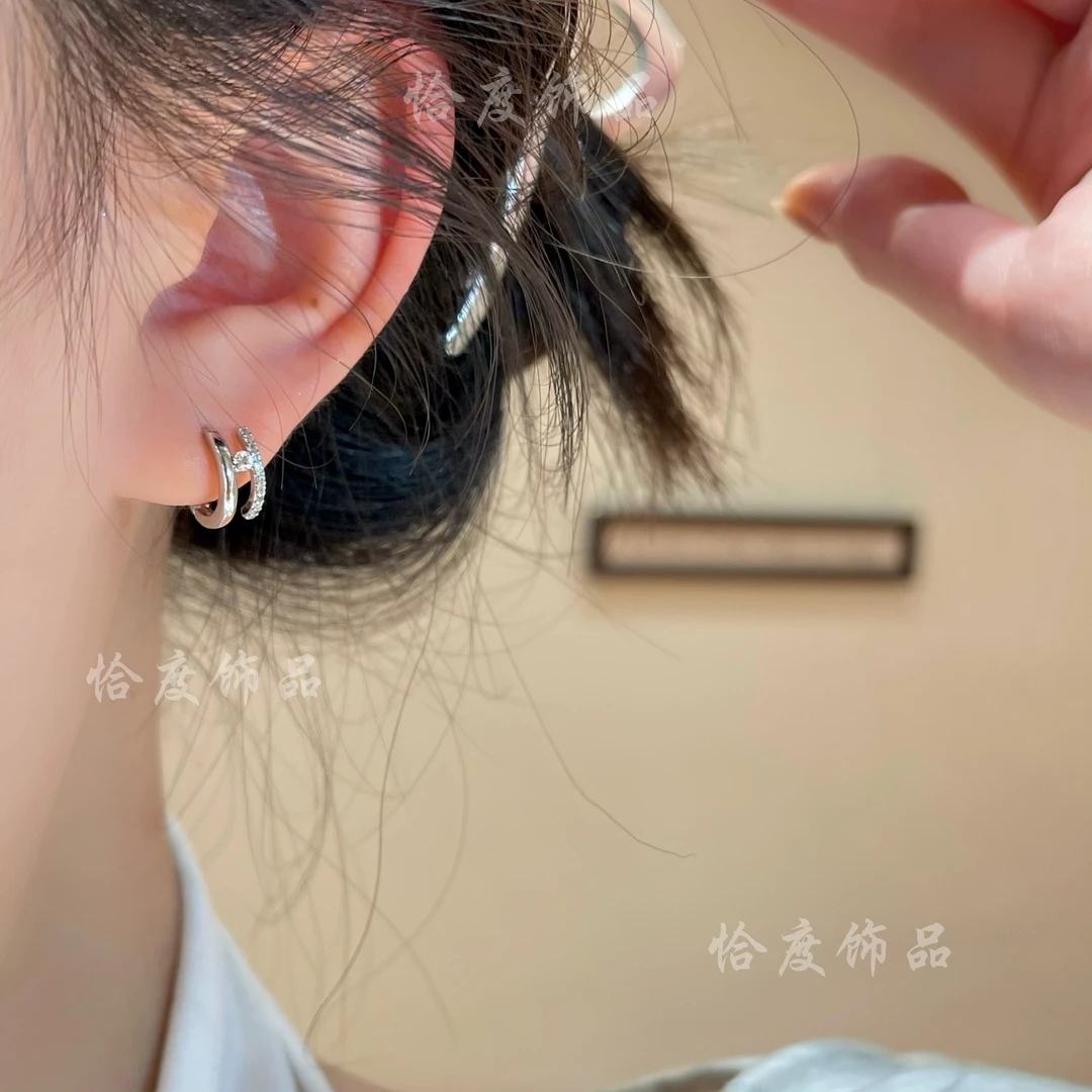 铜合金耳饰 【恰度】字母H银色质感耳扣百搭时尚轻奢气质