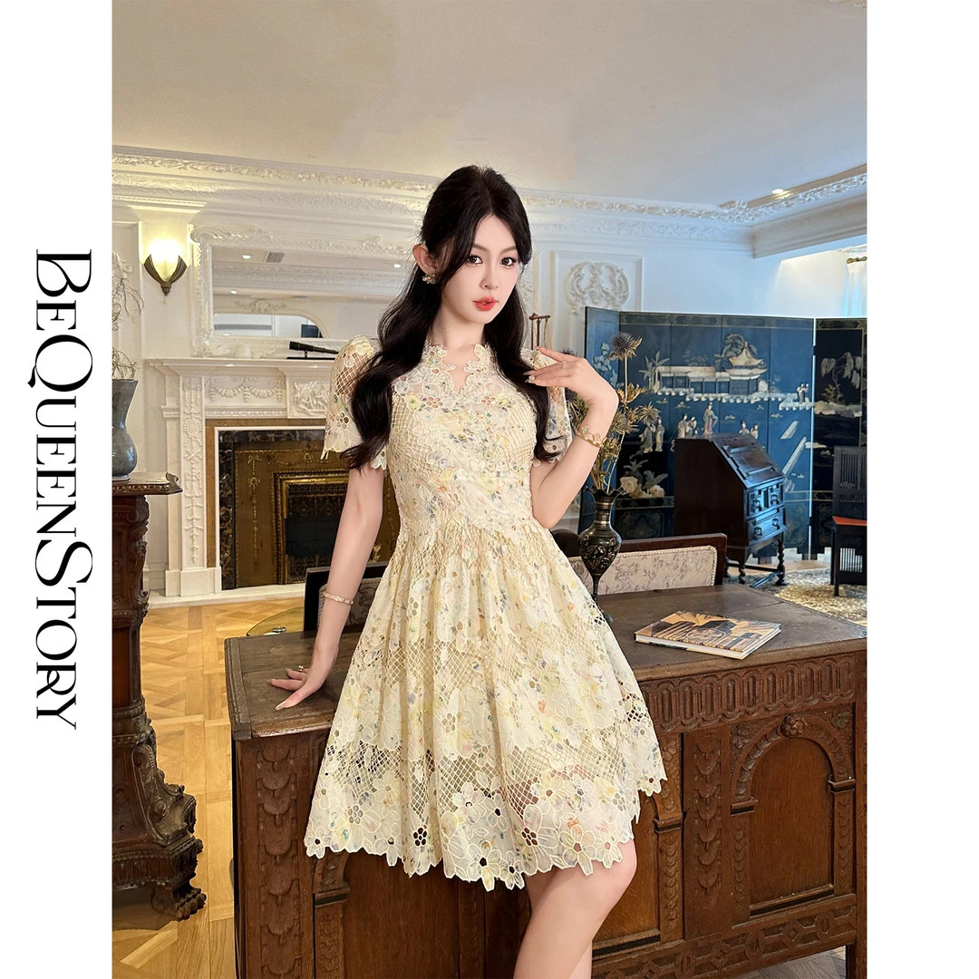 【高高甄选】【恋人樱花草】法式V领夏日感定位绣花收腰连衣裙